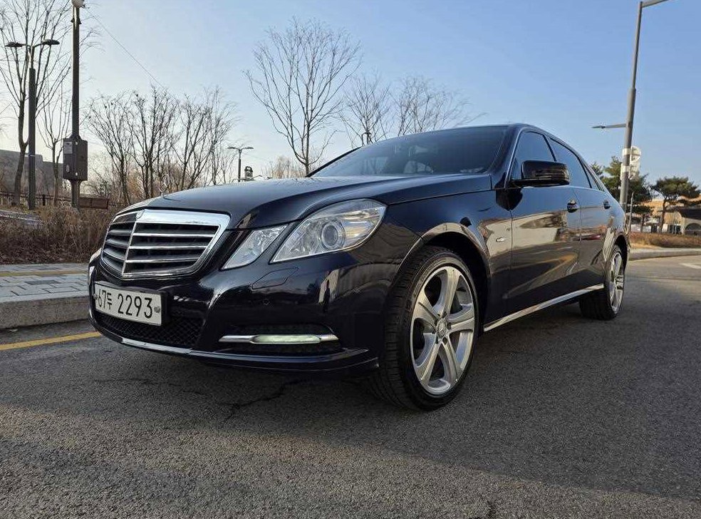 벤츠 E 클래스 E200 CGI 사진 3