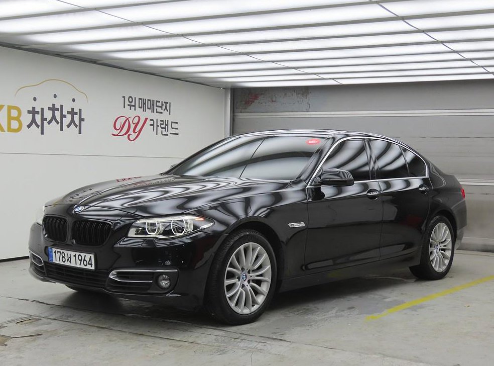 BMW 5시리즈 528i xDrive 럭셔리