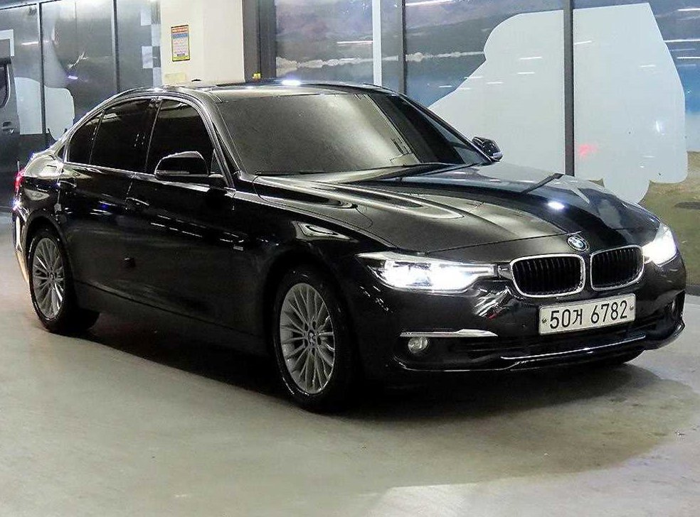 BMW 3시리즈 320i 럭셔리