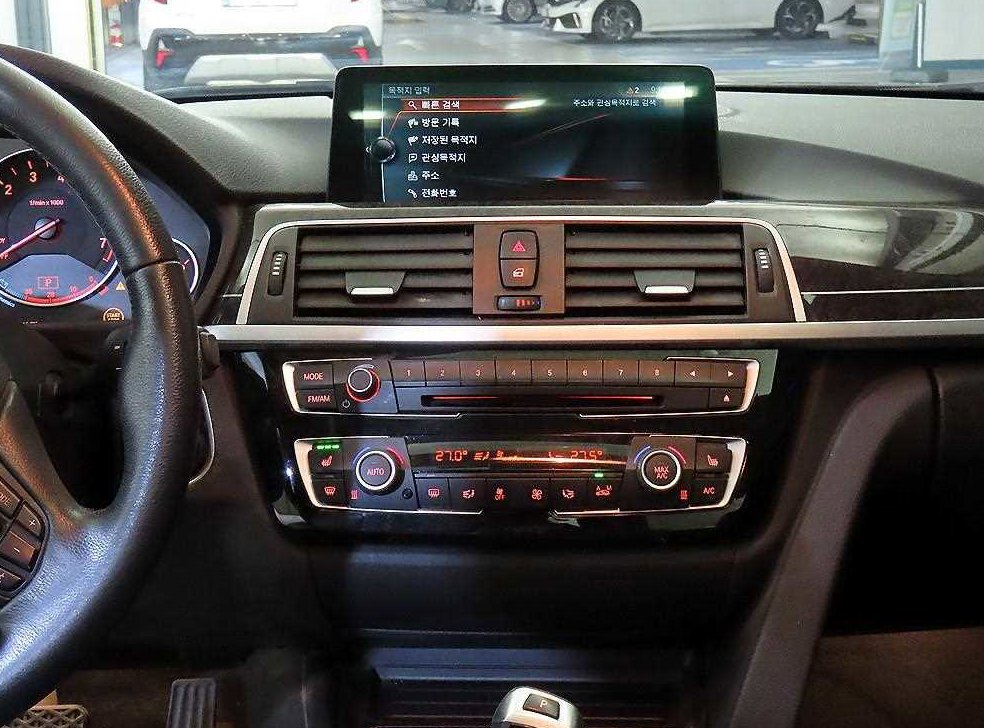 BMW 3시리즈 320i 럭셔리 사진 11