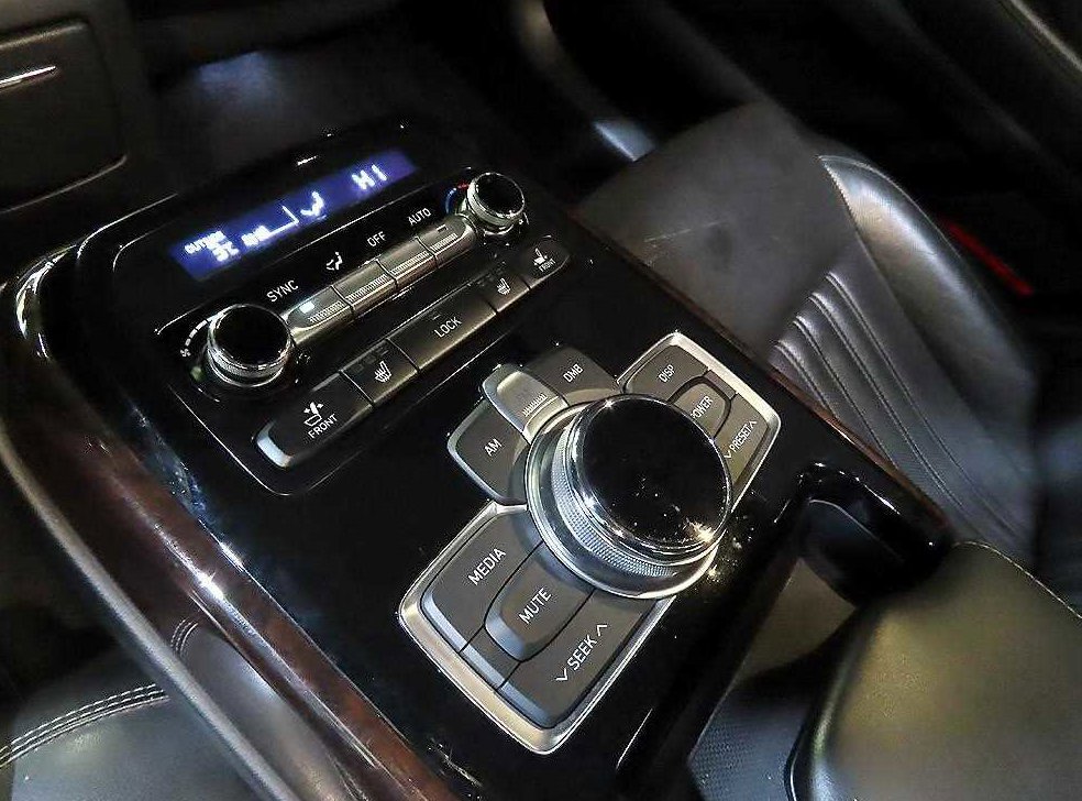 제네시스 EQ900 3.8 GDI AWD 사진 16