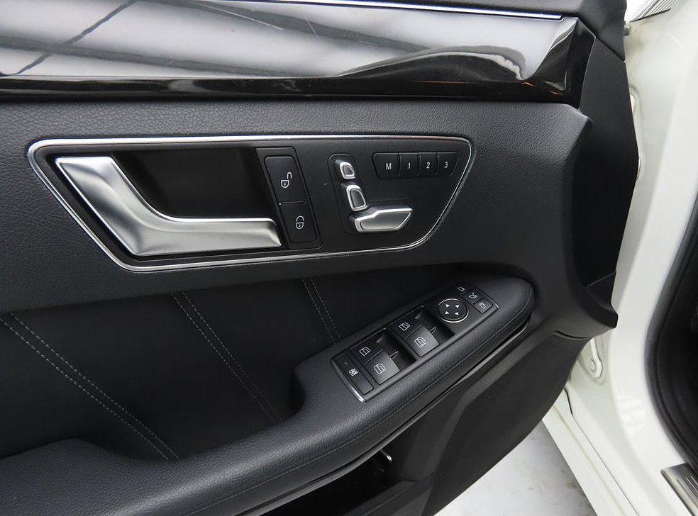 벤츠 E 클래스 E220 CDI 아방가르드 사진 12