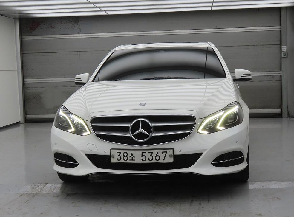 벤츠 E 클래스 E220 CDI 아방가르드 사진 2