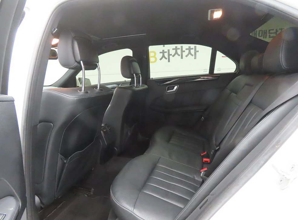 벤츠 E 클래스 E220 CDI 아방가르드 사진 6