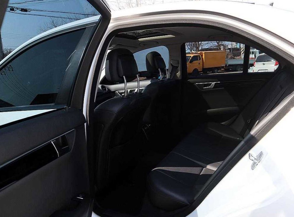 벤츠 C 클래스 C200 CGI 사진 7