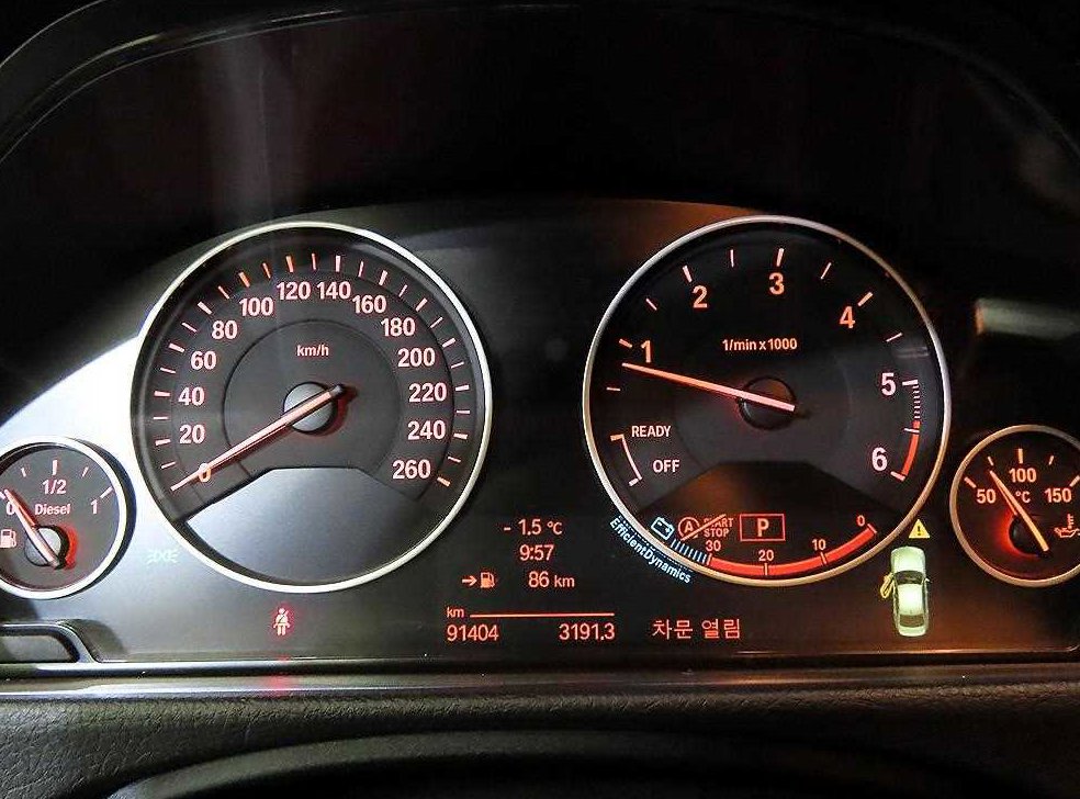 BMW 3시리즈 320d 사진 9