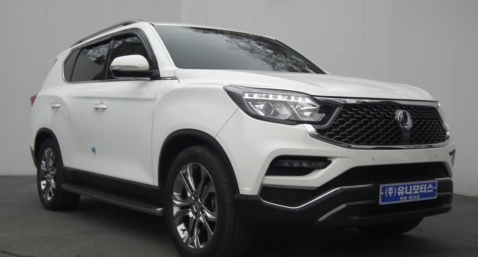 KG모빌리티(쌍용)  렉스턴 디젤 2.2 4WD 사진 2
