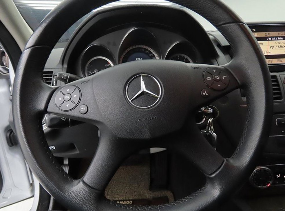 벤츠 C 클래스 C250 아방가르드 사진 8