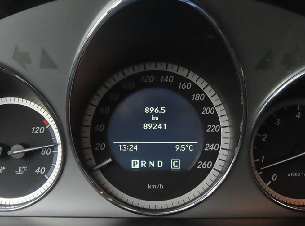 벤츠 C 클래스 C250 아방가르드 사진 9