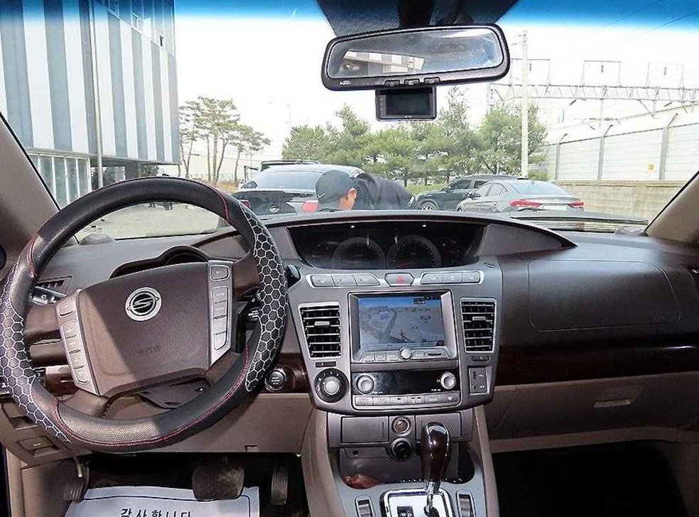 KG모빌리티(쌍용)  코란도 4WD 샤토 사진 8