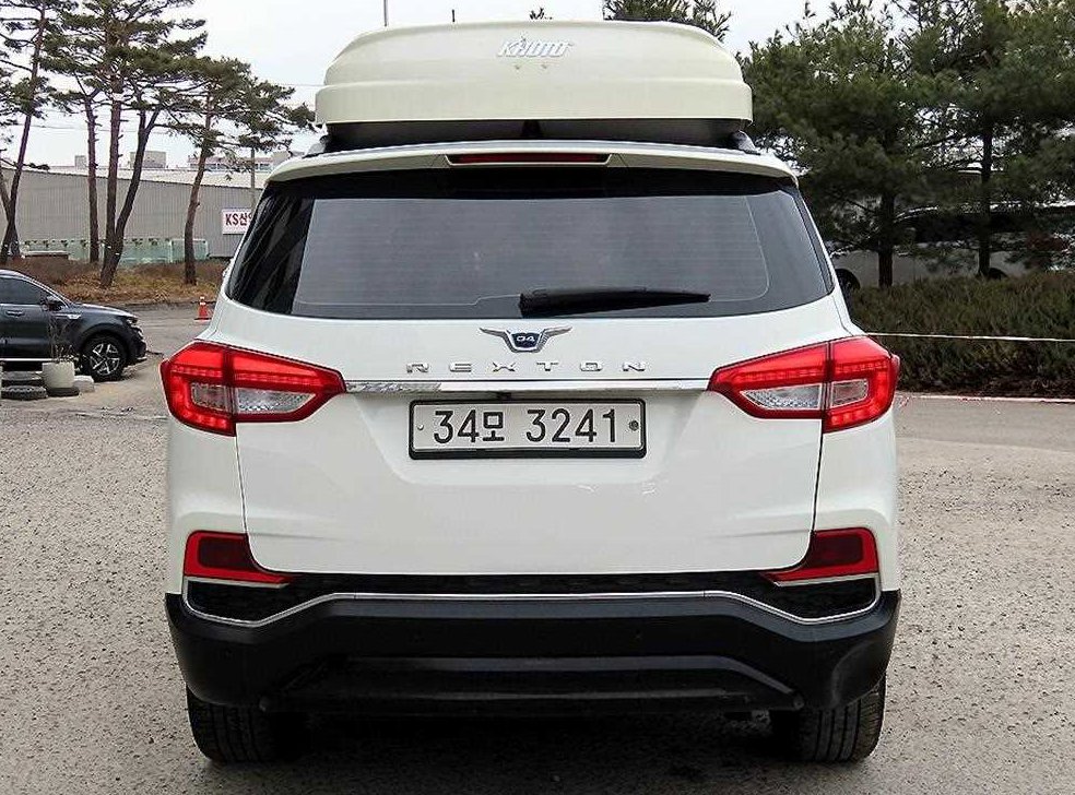 KG모빌리티(쌍용)  렉스턴 디젤 2.2 4WD 사진 4
