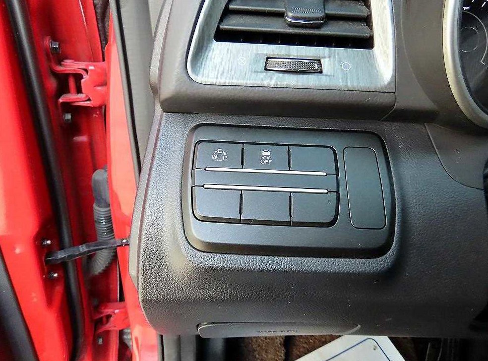 KG모빌리티(쌍용)  티볼리 2WD 가솔린 VX 사진 12