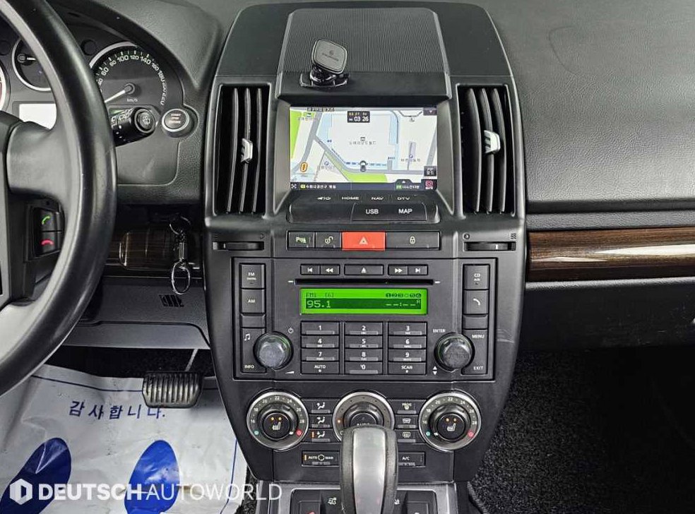 랜드로버 프리랜더 2.2 SD4 HSE 사진 14