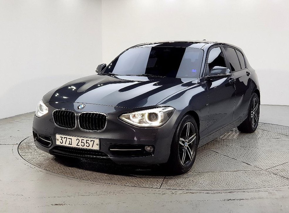BMW 1시리즈 120d 스포츠 팩 1