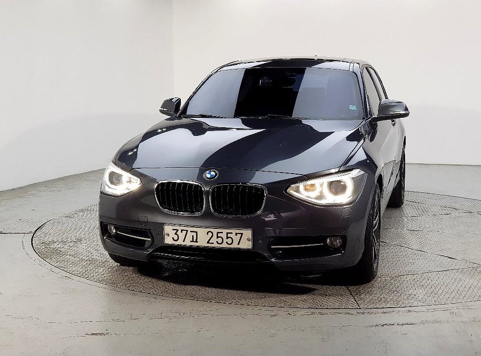 BMW 1시리즈 120d 스포츠 팩 1 사진 2