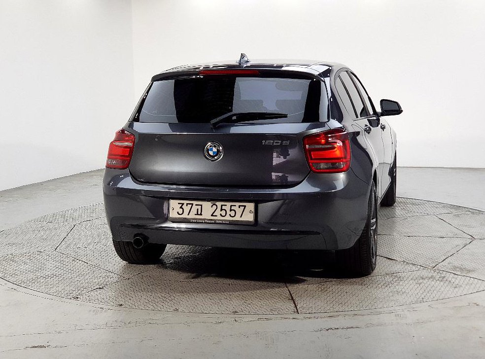 BMW 1시리즈 120d 스포츠 팩 1 사진 3
