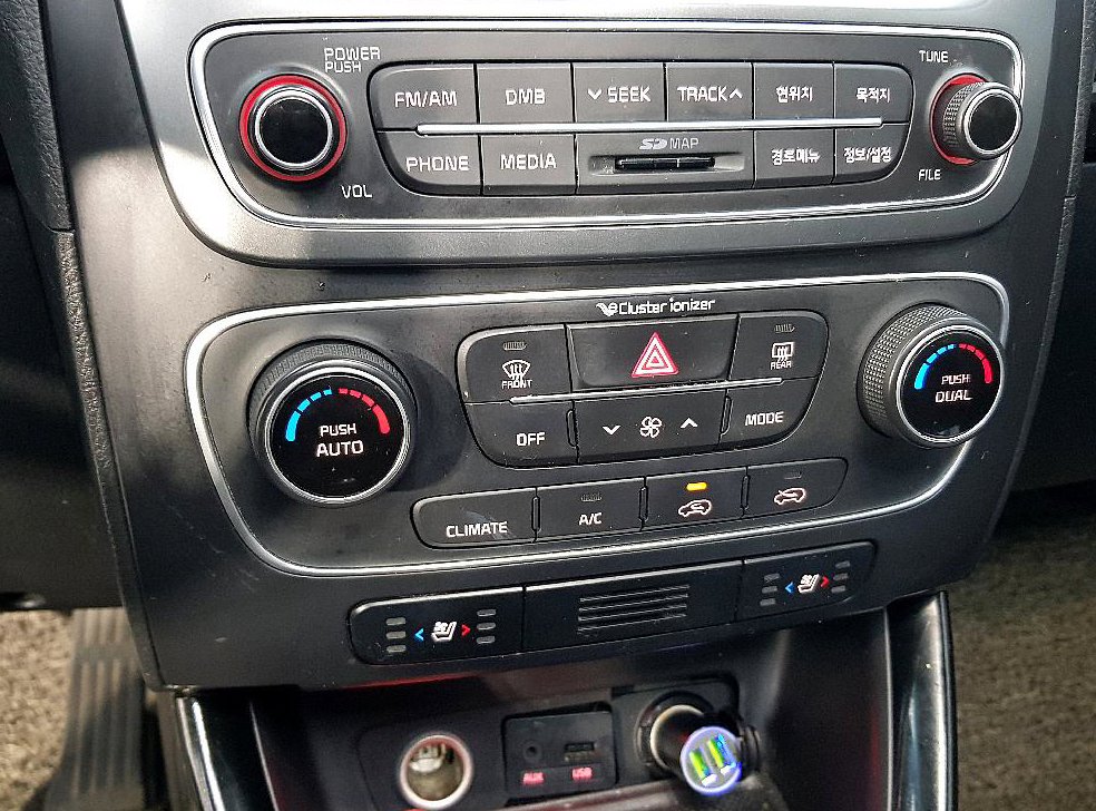기아 쏘렌토 2WD 2.0 리미티드 사진 12