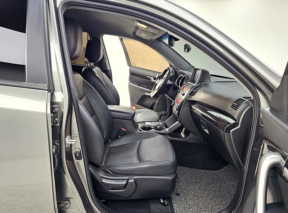 기아 쏘렌토 디젤 2WD 2.0 TLX 사진 11