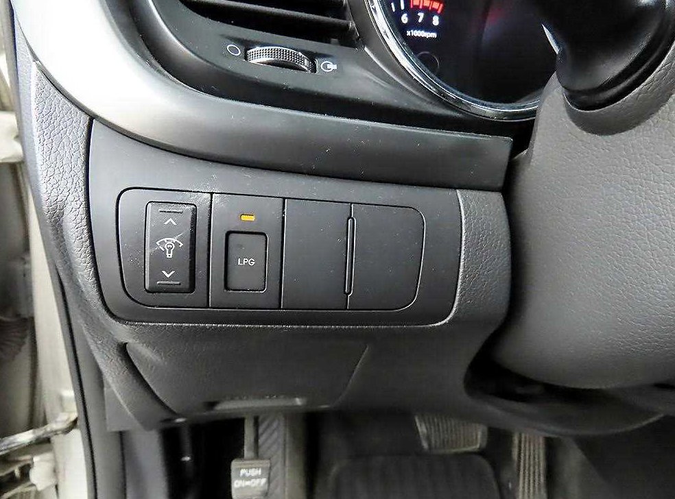 기아 K5 LPI 2.0 사진 12