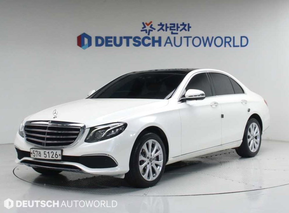벤츠 E 클래스 E300 4MATIC 익스클루시브