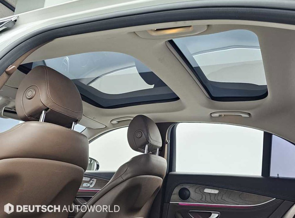 벤츠 E 클래스 E300 4MATIC 익스클루시브 사진 18