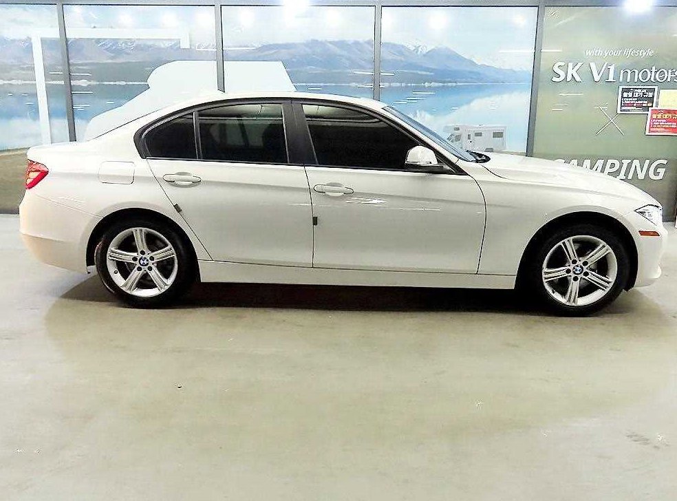 BMW 3시리즈 320d 사진 3