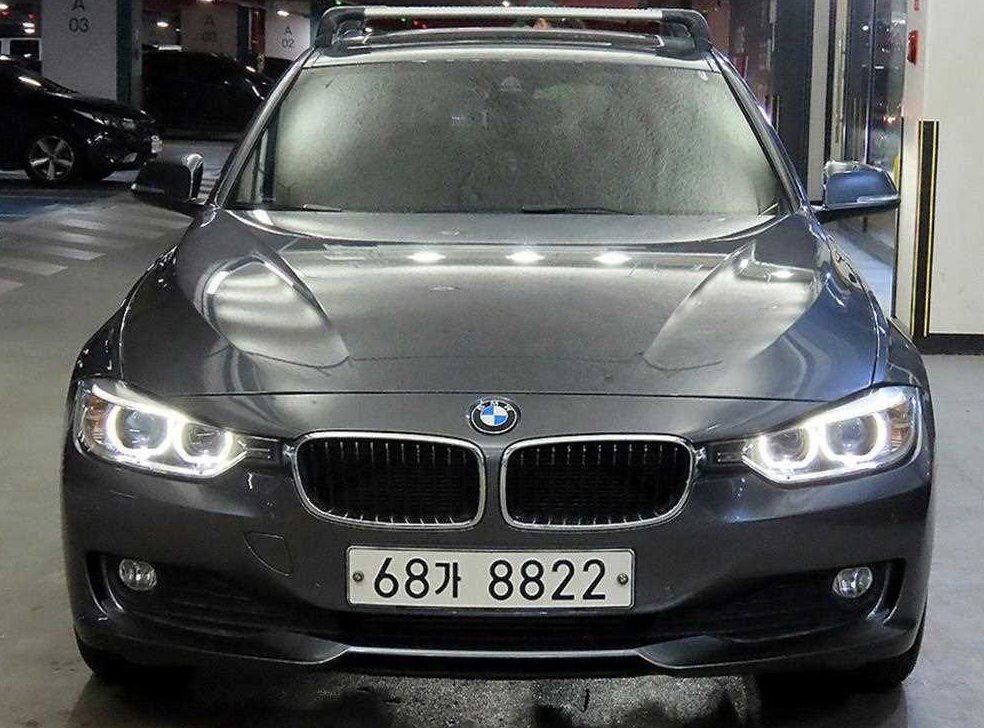 BMW 3시리즈 320d 사진 2