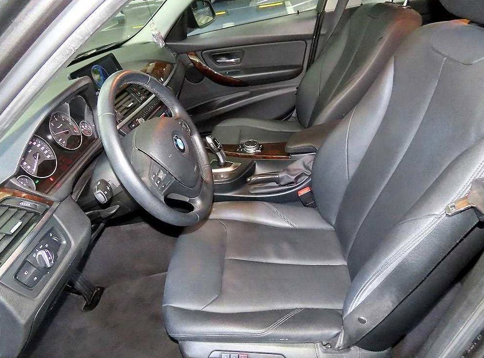 BMW 3시리즈 320d 사진 6