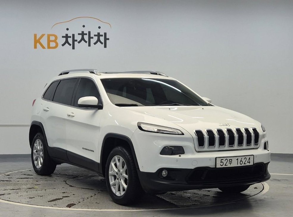 지프 체로키 2.4 론지튜드 AWD
