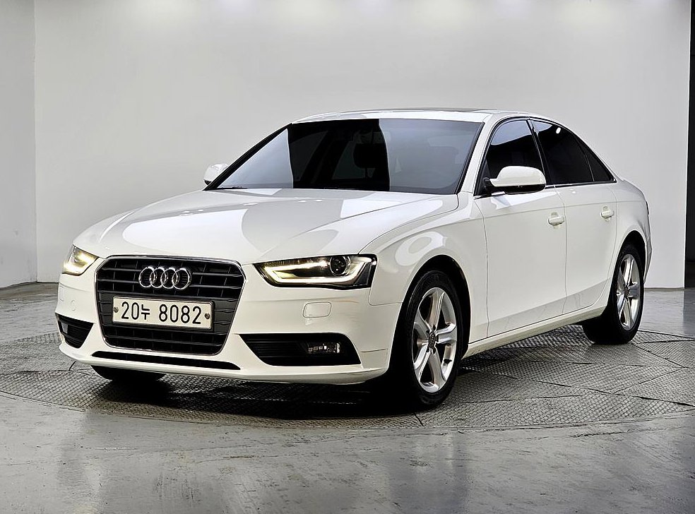 아우디 A4 30 TDI