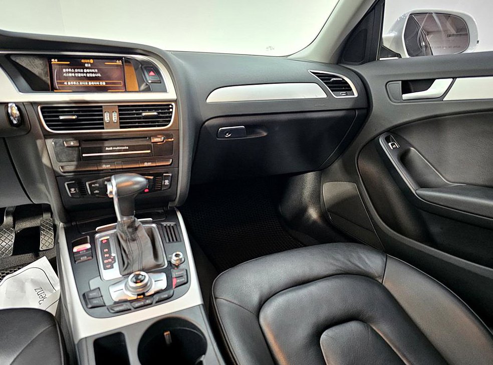 아우디 A4 30 TDI 사진 10