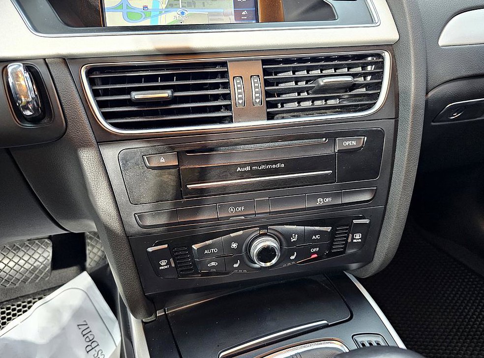 아우디 A4 30 TDI 사진 14