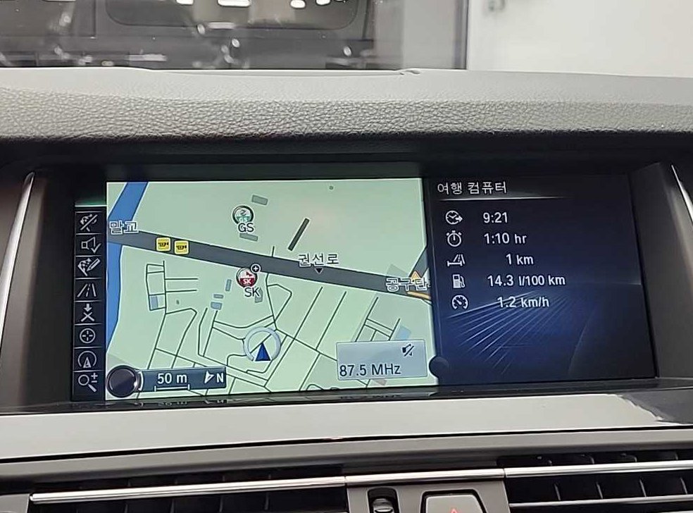 BMW 5시리즈 520d 사진 15