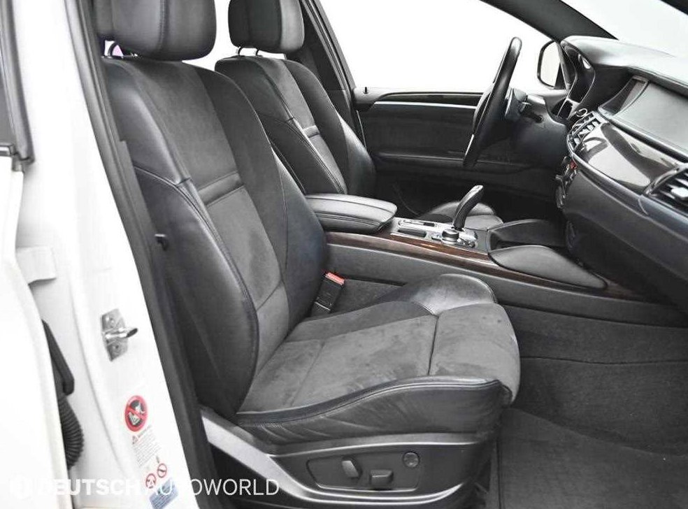 BMW X6 xDrive 40d 사진 10