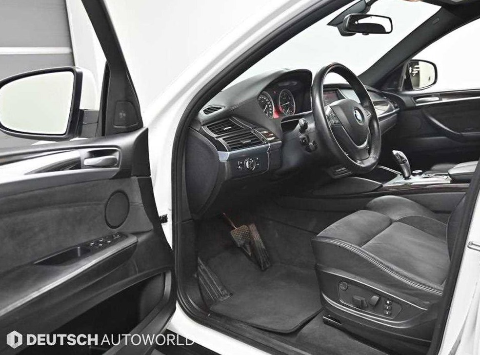 BMW X6 xDrive 40d 사진 11