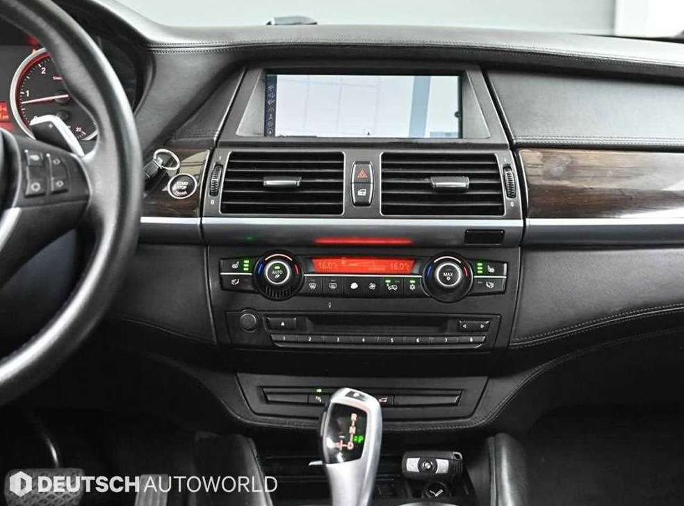 BMW X6 xDrive 40d 사진 14