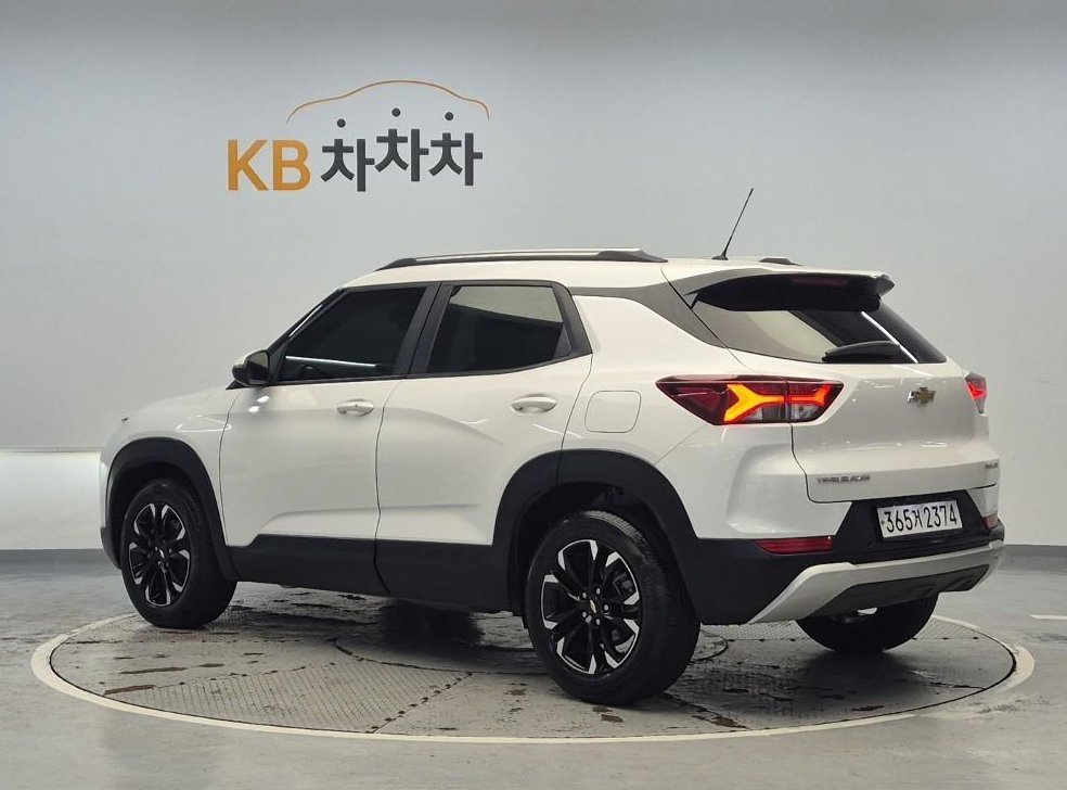 쉐보레 트레일블레이저 2WD 1.3 터보 가솔린 프리미어 사진 3