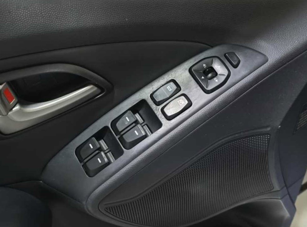 현대 투싼 2WD VGT LMX20 사진 12