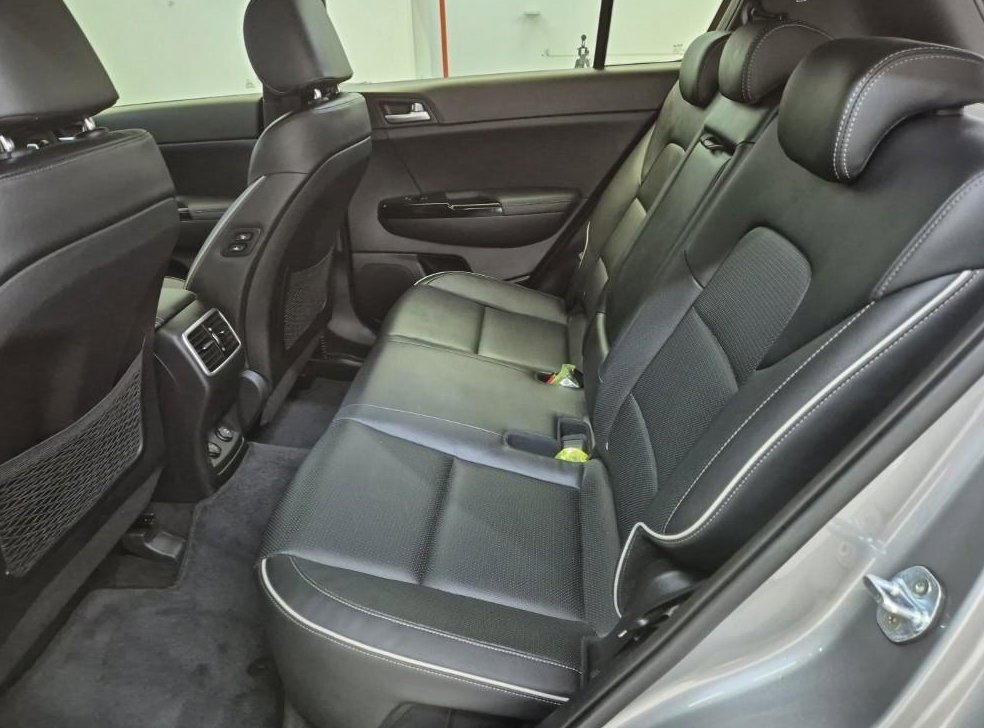기아 스포티지 2.0 디젤 2WD 사진 12