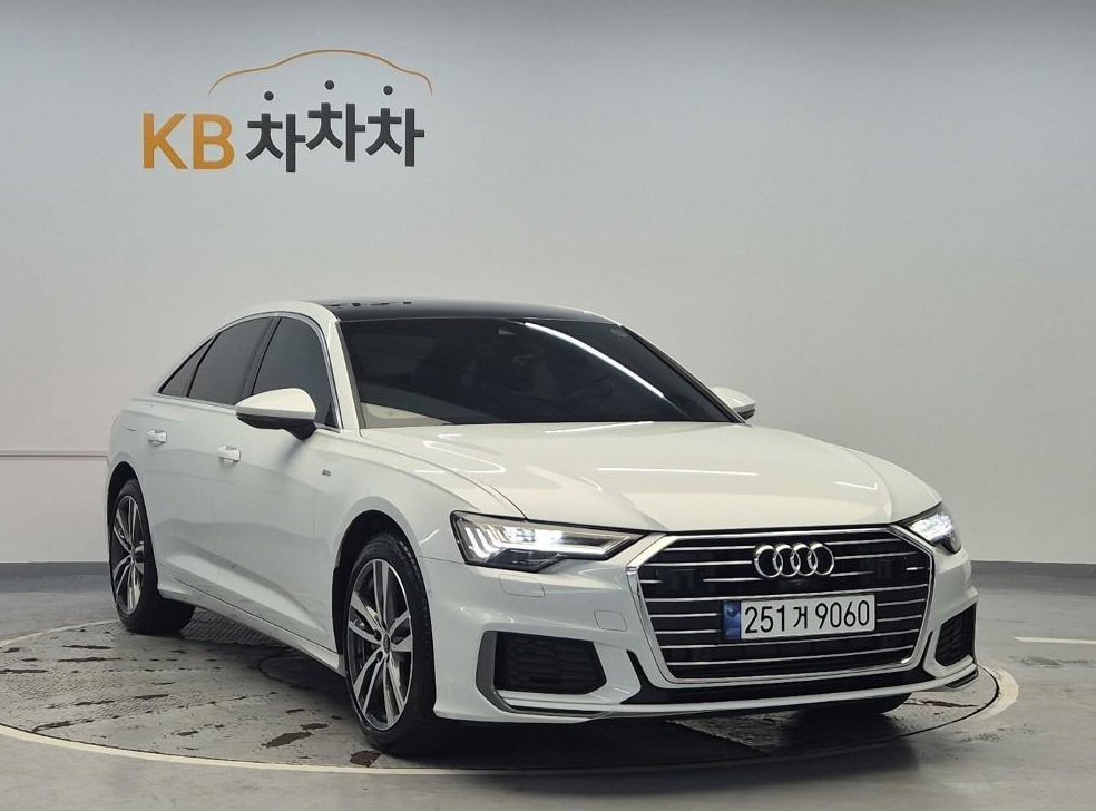 아우디 A6 45 TFSI 프리미엄