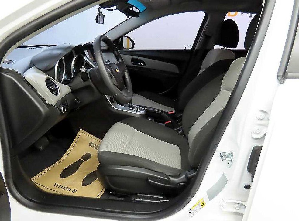 쉐보레 크루즈 1.8 LS+ 사진 5