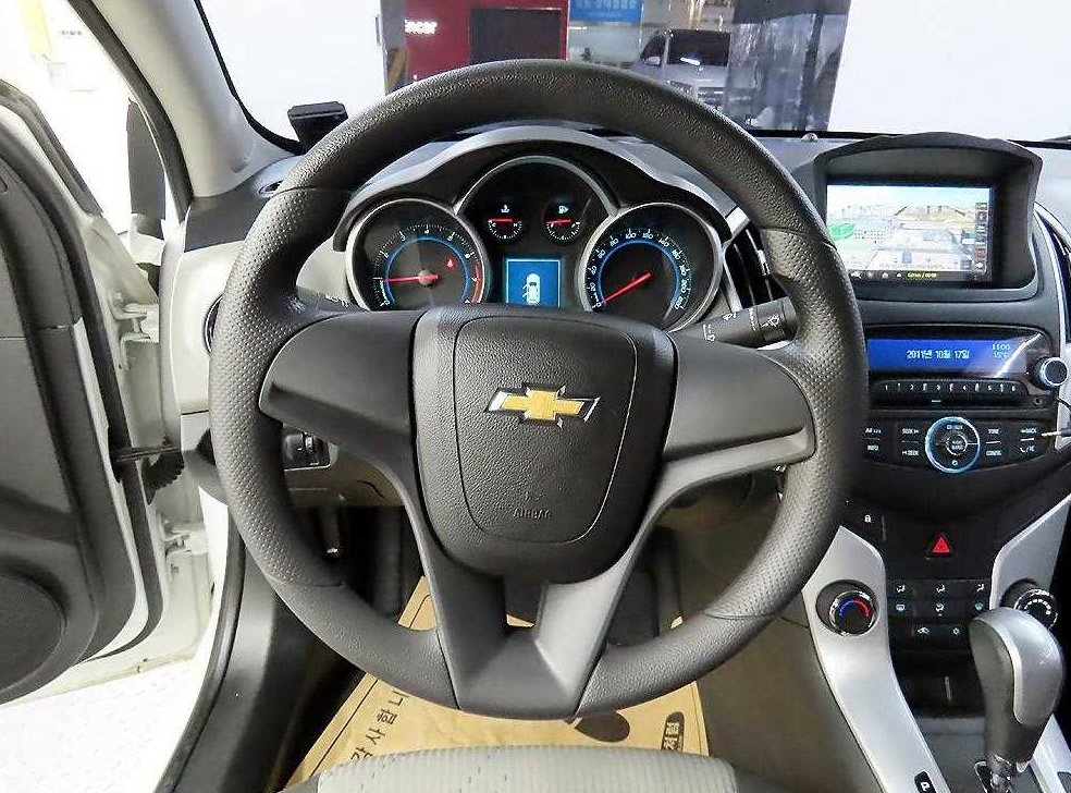 쉐보레 크루즈 1.8 LS+ 사진 9