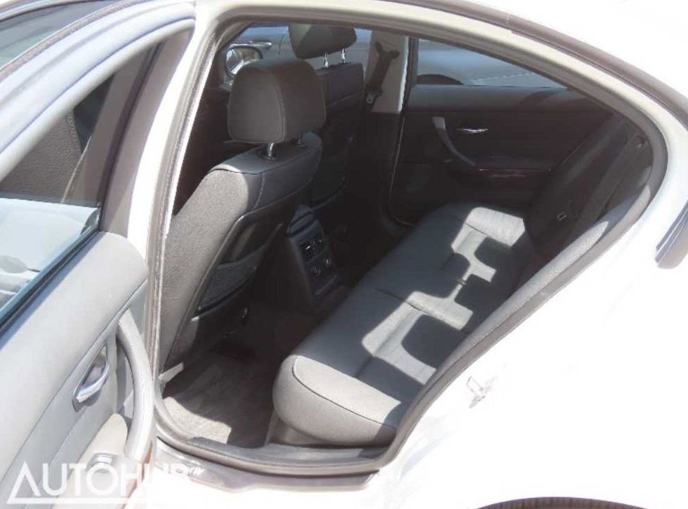 BMW 3시리즈 320i 세단 사진 15