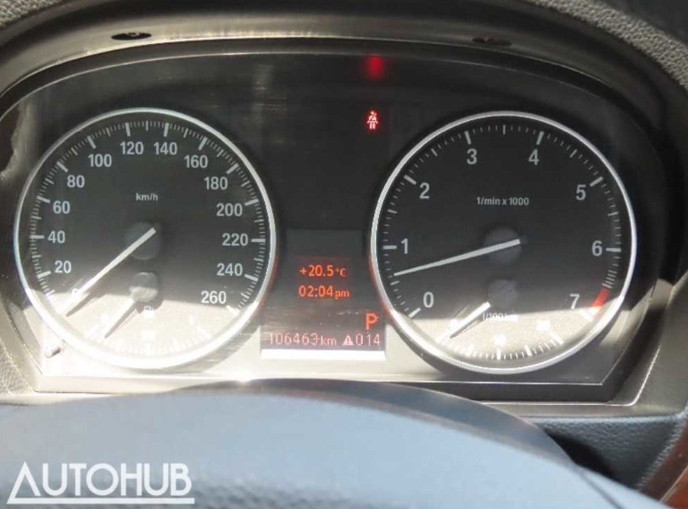 BMW 3시리즈 320i 세단 사진 6