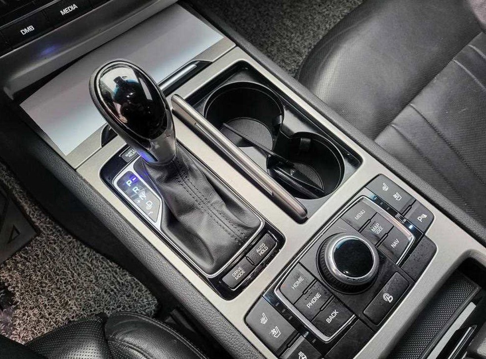 현대 제네시스 G330 프리미엄 AWD 사진 10