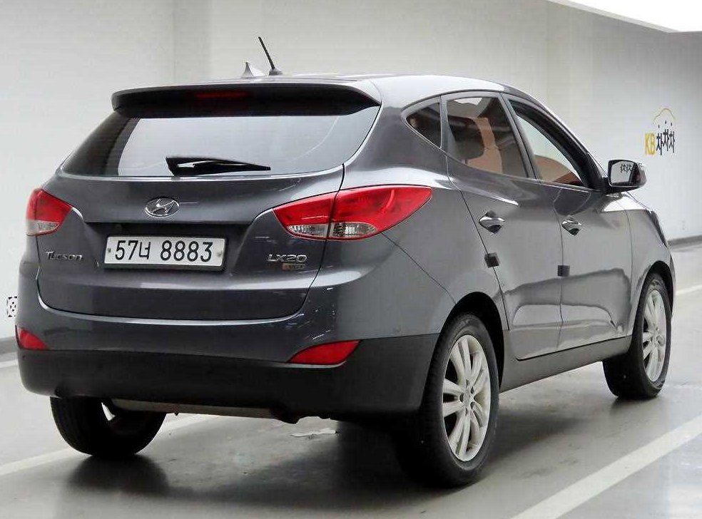현대 투싼 2WD VGT LX20 사진 4