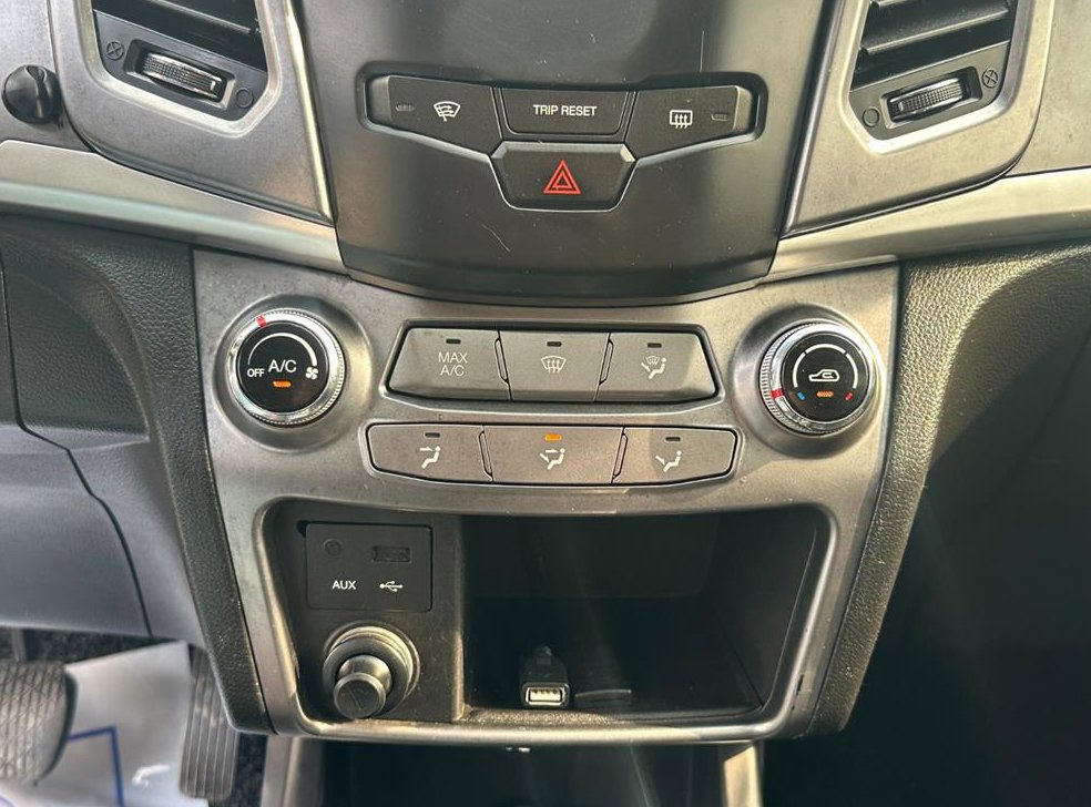 KG모빌리티(쌍용)  코란도 4WD 2.0 KX 사진 12