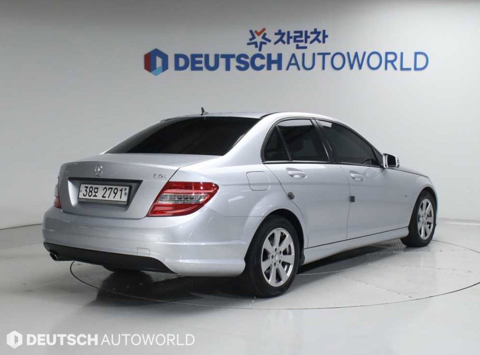 벤츠 C 클래스 C200 CGI 아방가르드 사진 2