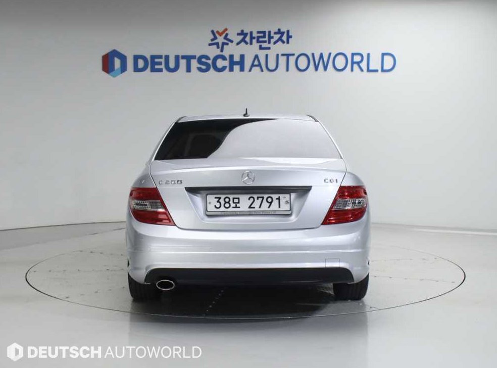 벤츠 C 클래스 C200 CGI 아방가르드 사진 4