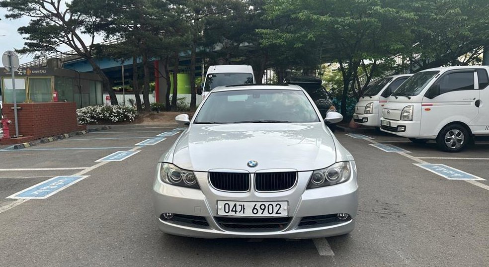 BMW 3시리즈 320i 세단 사진 2